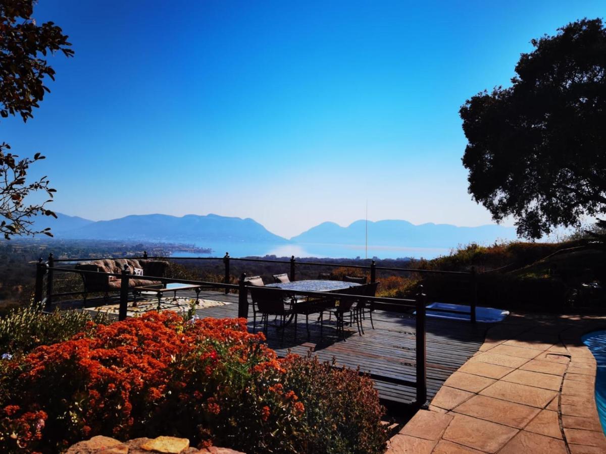 La Montagne Guest Lodge ฮาร์ทบีสบูร์ท ภายนอก รูปภาพ