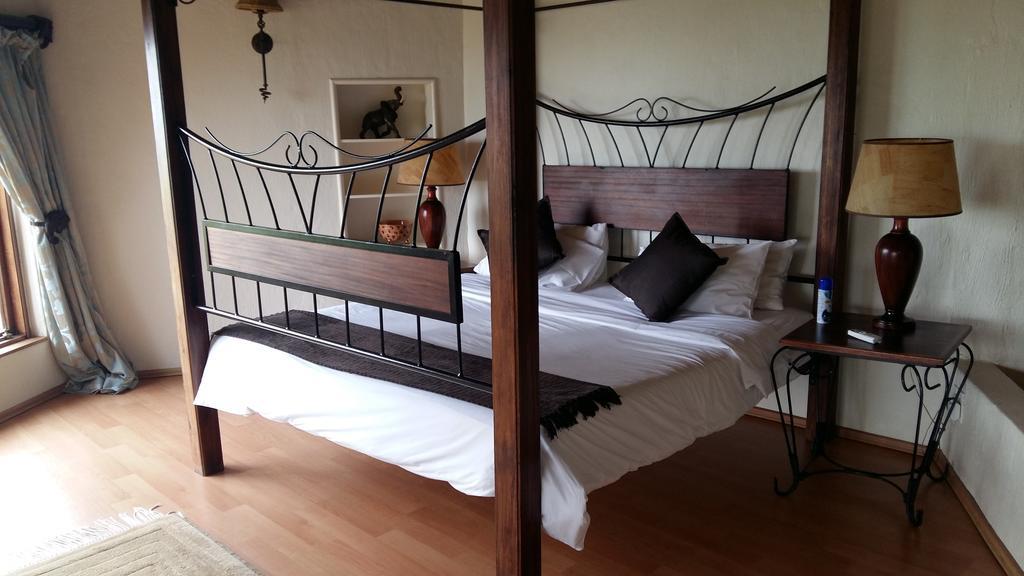 La Montagne Guest Lodge ฮาร์ทบีสบูร์ท ภายนอก รูปภาพ