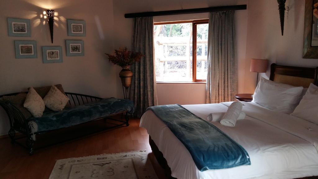 La Montagne Guest Lodge ฮาร์ทบีสบูร์ท ภายนอก รูปภาพ