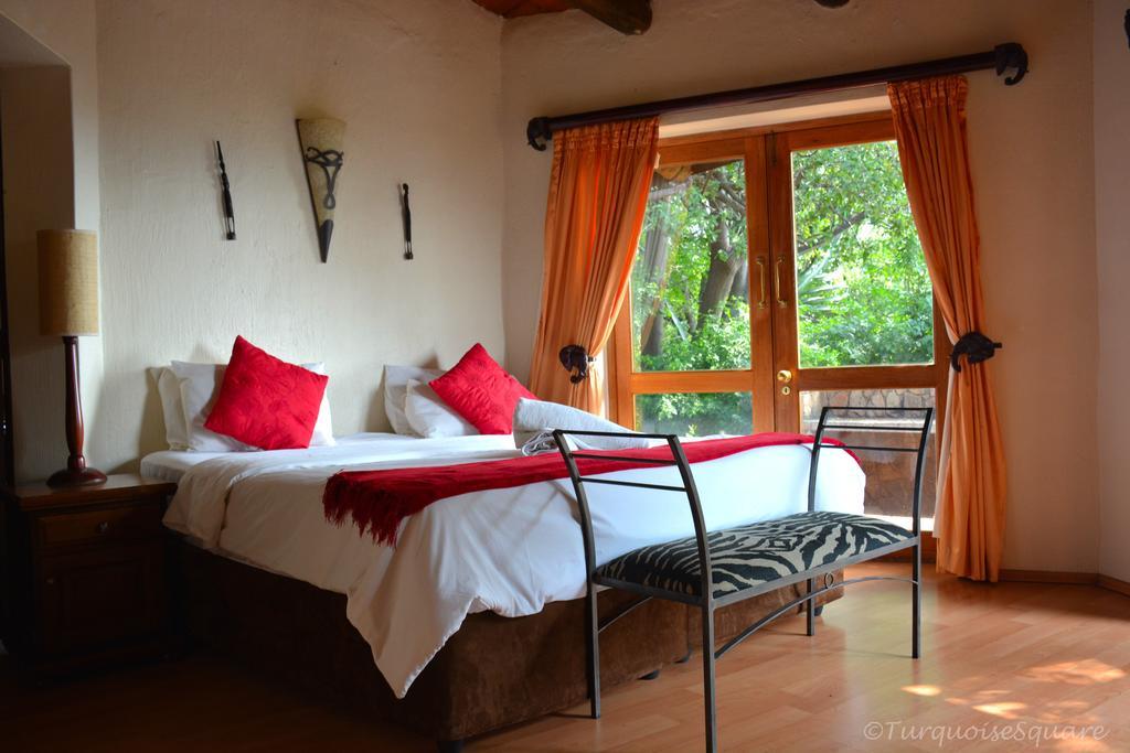 La Montagne Guest Lodge ฮาร์ทบีสบูร์ท ภายนอก รูปภาพ