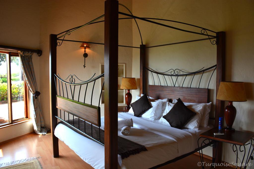 La Montagne Guest Lodge ฮาร์ทบีสบูร์ท ภายนอก รูปภาพ