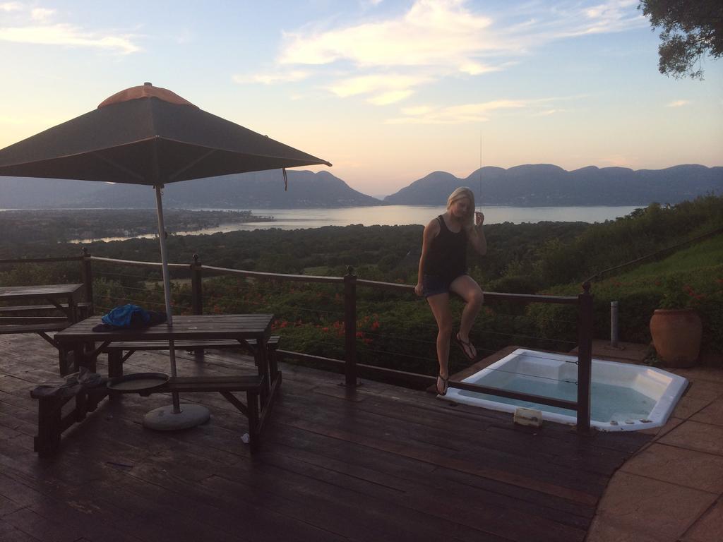 La Montagne Guest Lodge ฮาร์ทบีสบูร์ท ภายนอก รูปภาพ